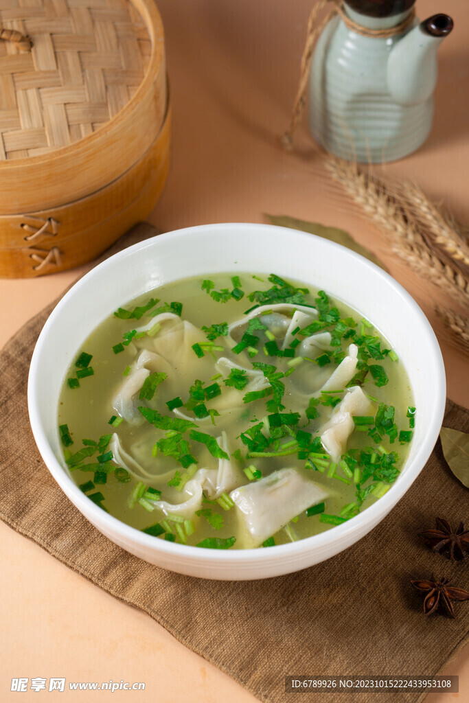 荠菜大馄饨