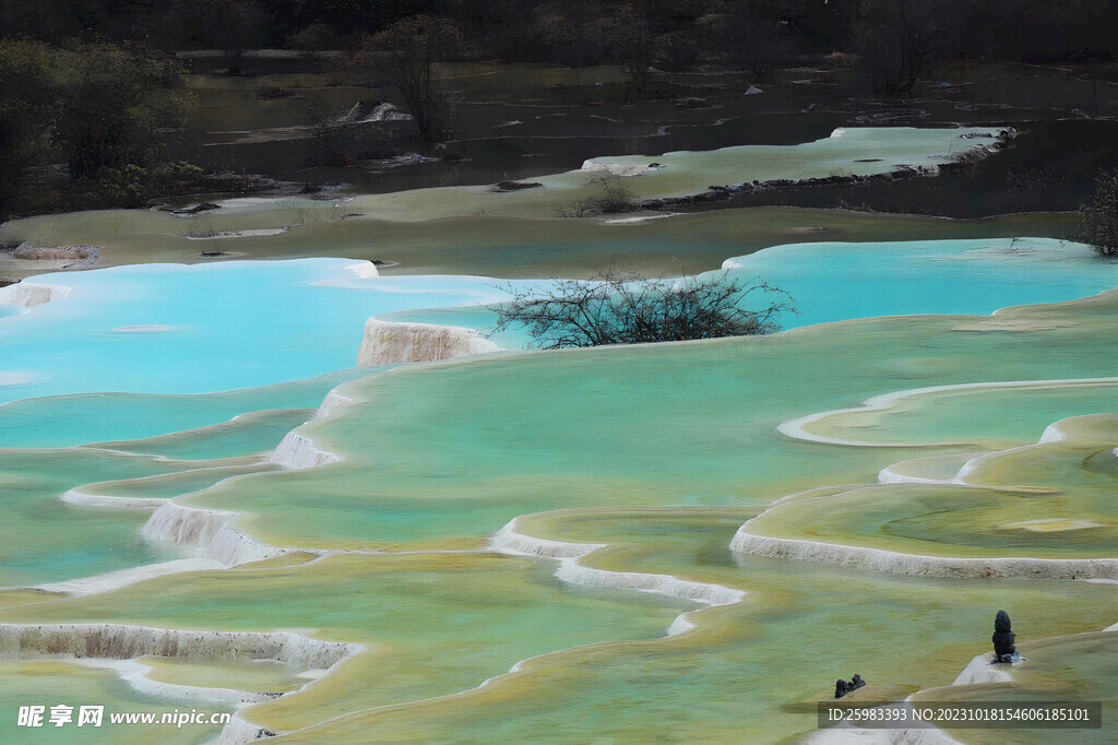 盐碱湖