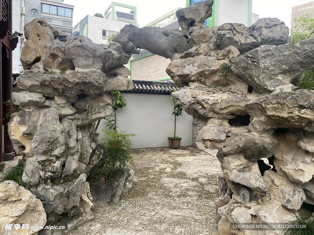 谢灵运纪念馆 庭院 假山 公园