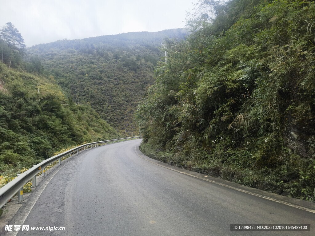 山区公路