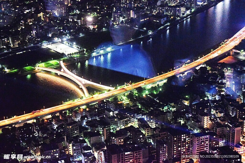 城市楼宇夜景