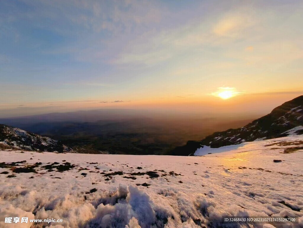 雪地天的太阳