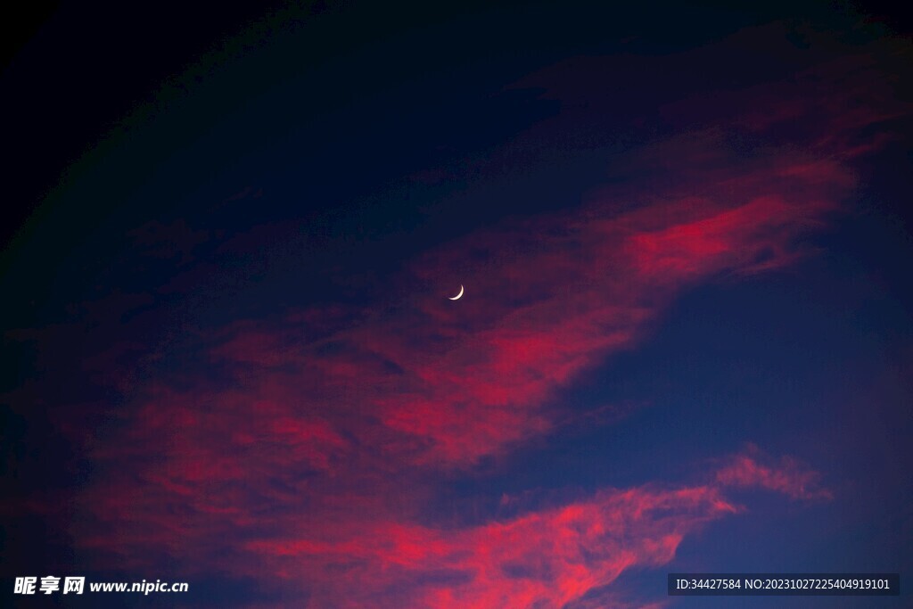彩云和月亮