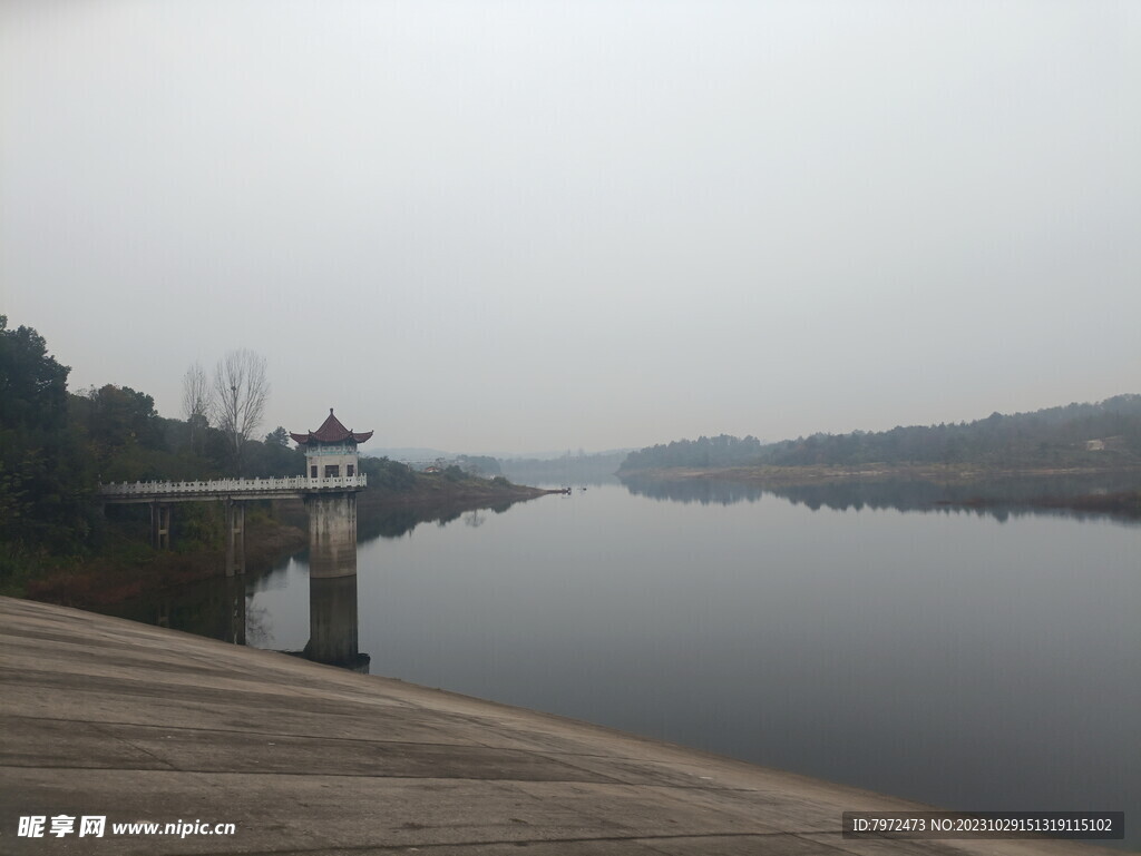 水库