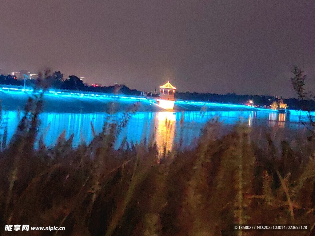 三岔湖夜景