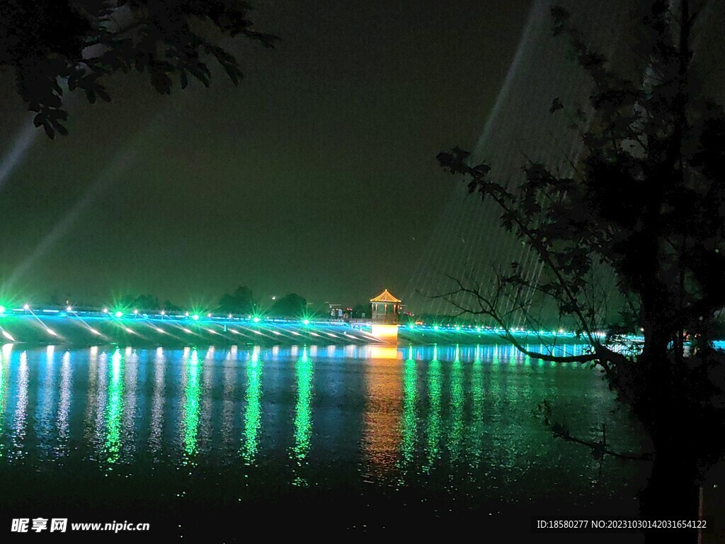 三岔湖夜景