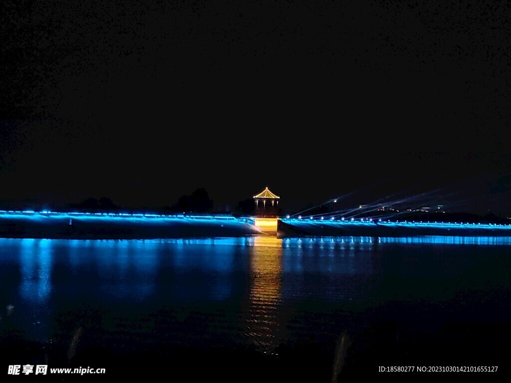 三岔湖夜景