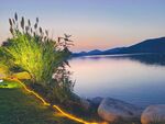 湖边夕阳