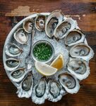 生蚝刺身
