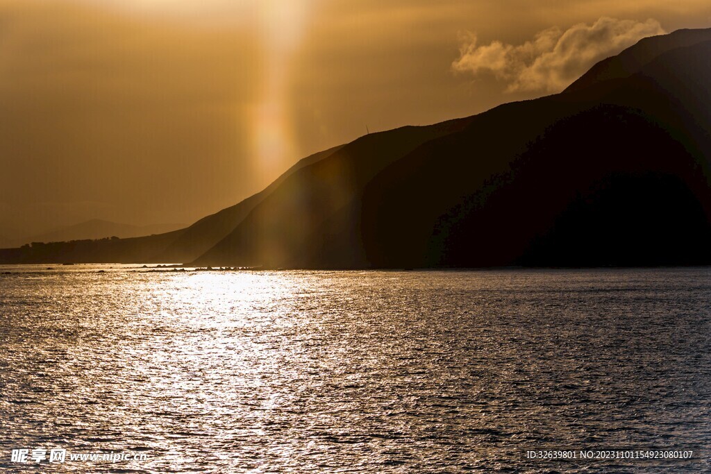 海边夕阳