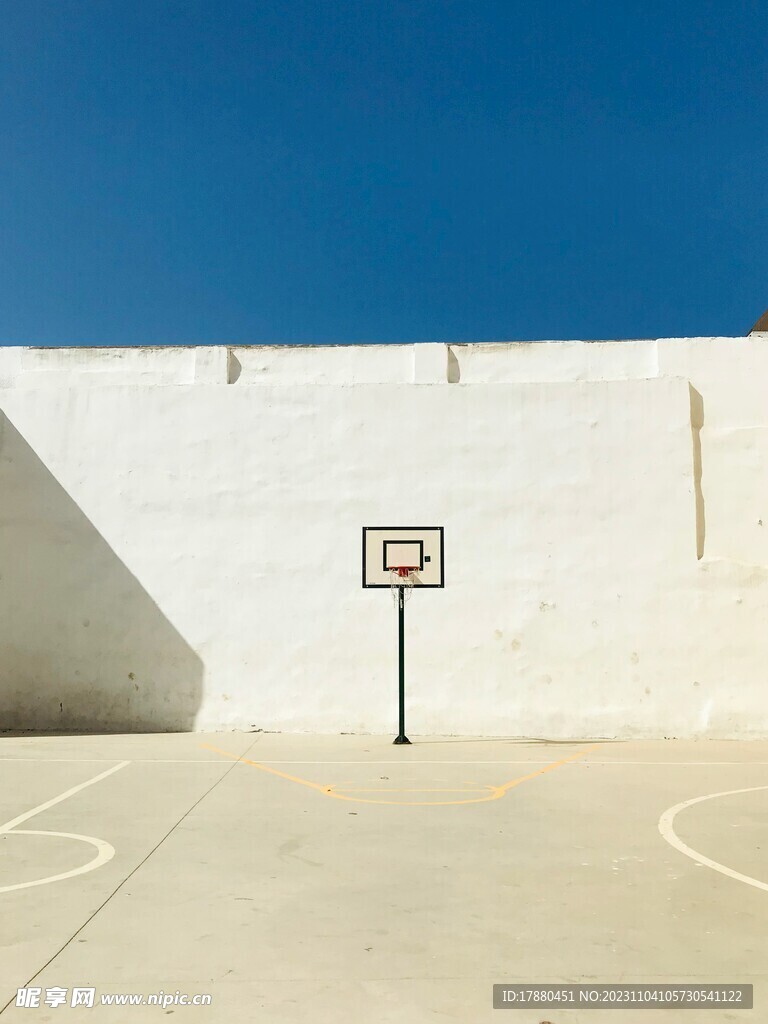 篮球架