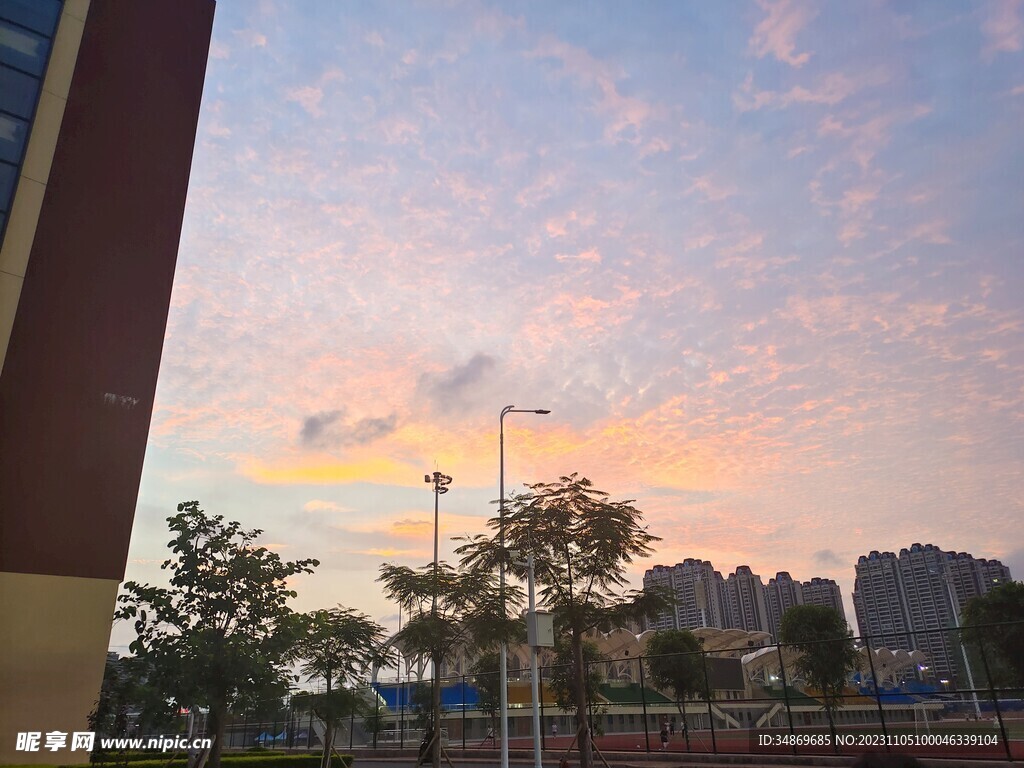晚霞