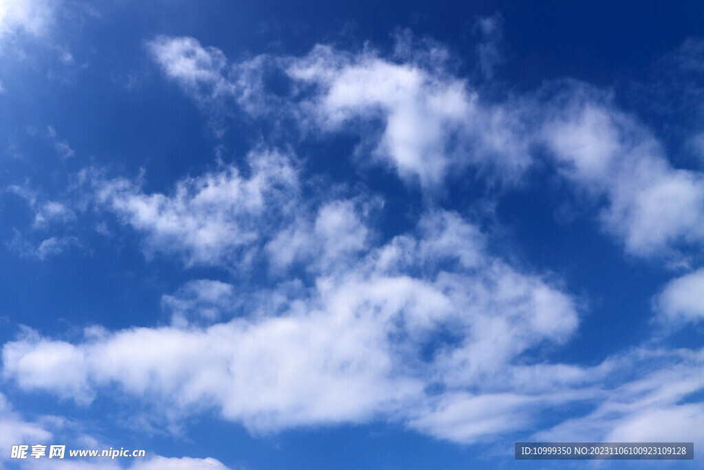 蓝天白云
