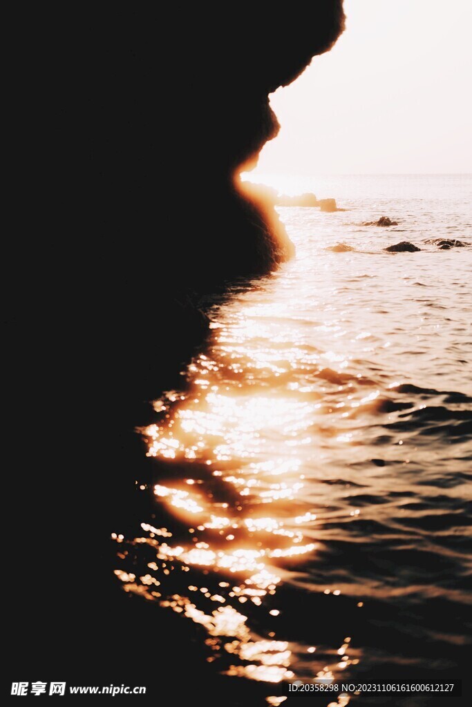 海边岸边