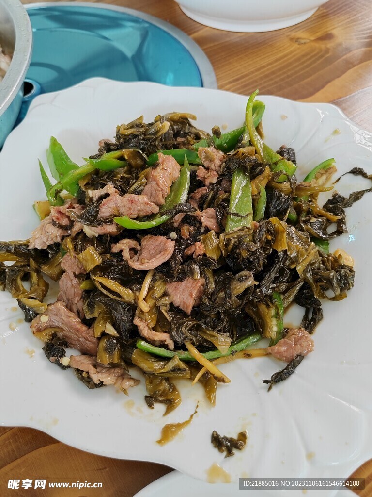 酸菜炒肉