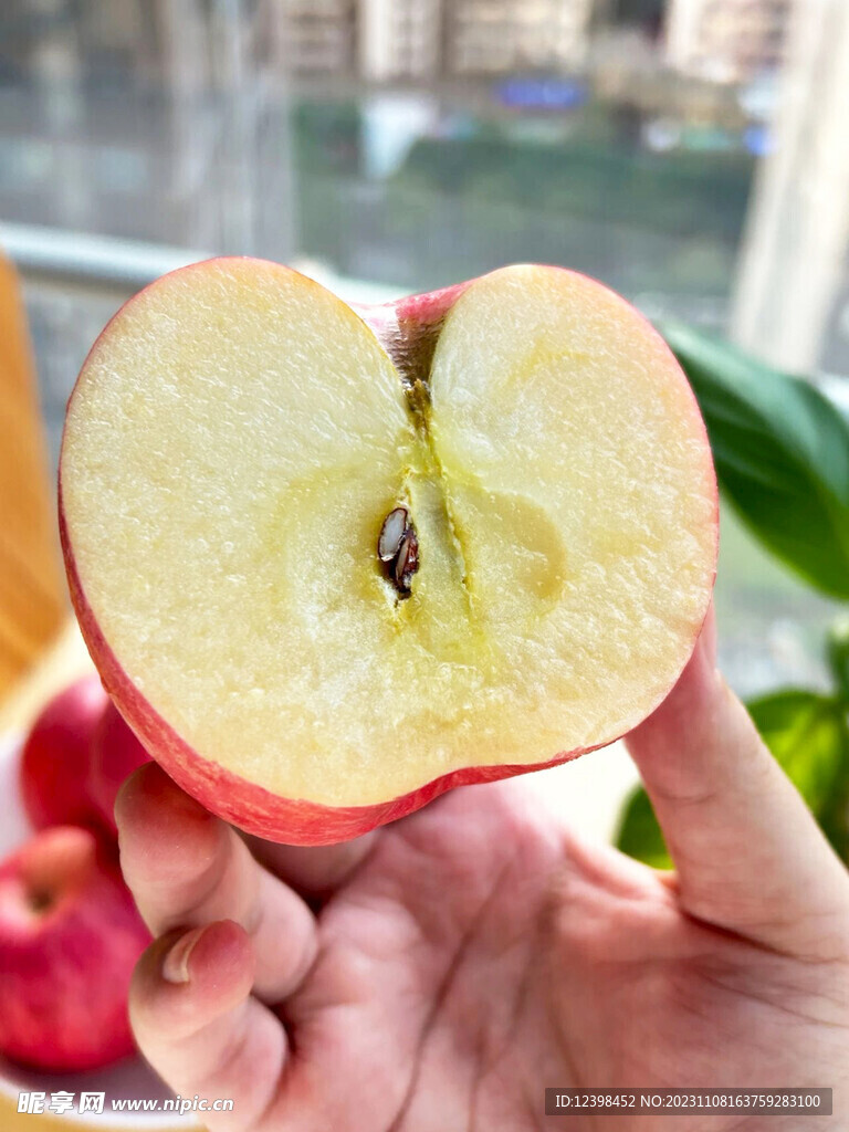 苹果