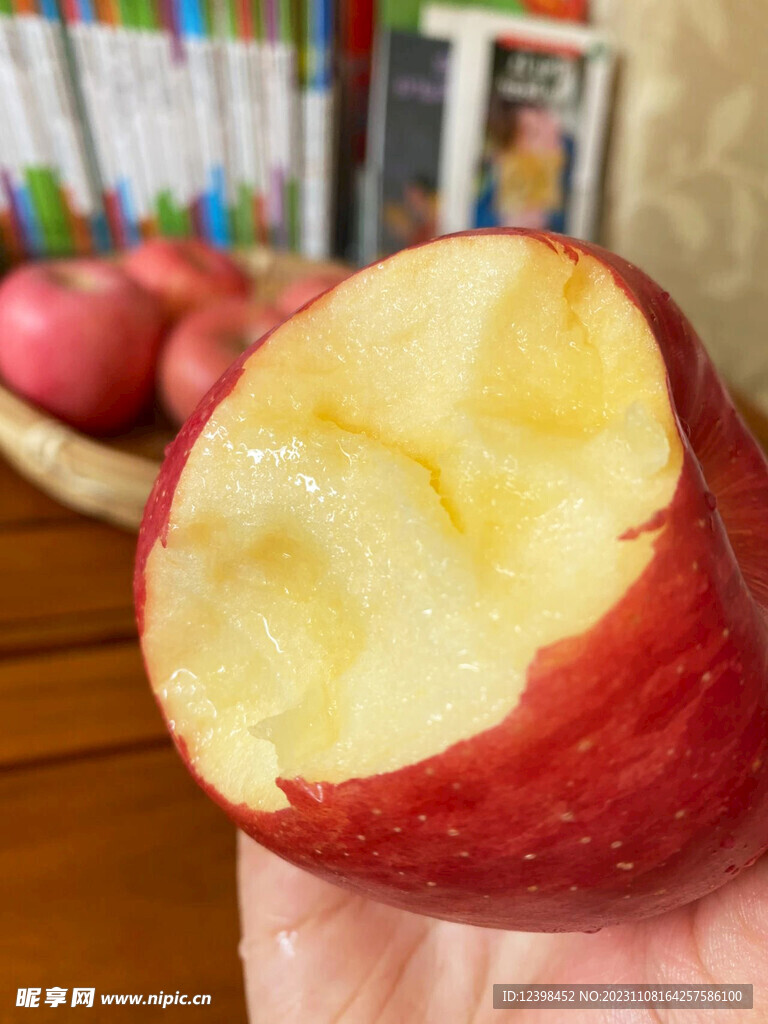红苹果