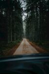 车窗外的道路风景