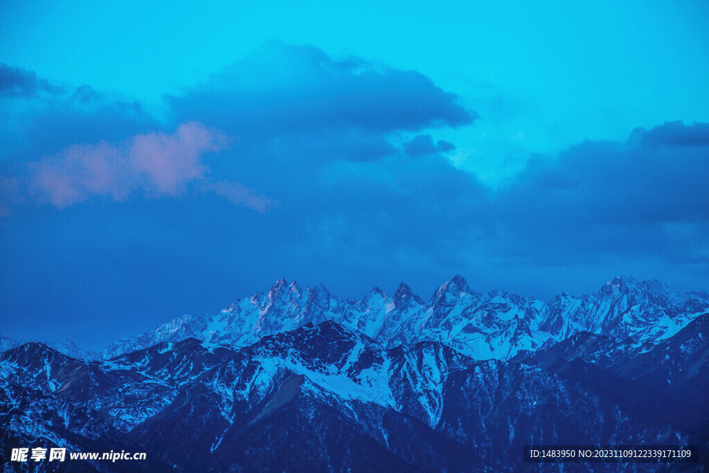 雪山