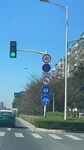 路牌路口交通效果图红绿灯