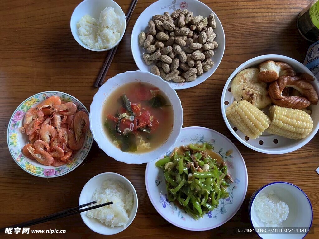 午餐食物