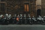 摩托车