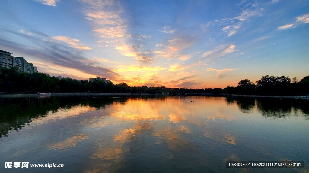 龙潭湖夕阳