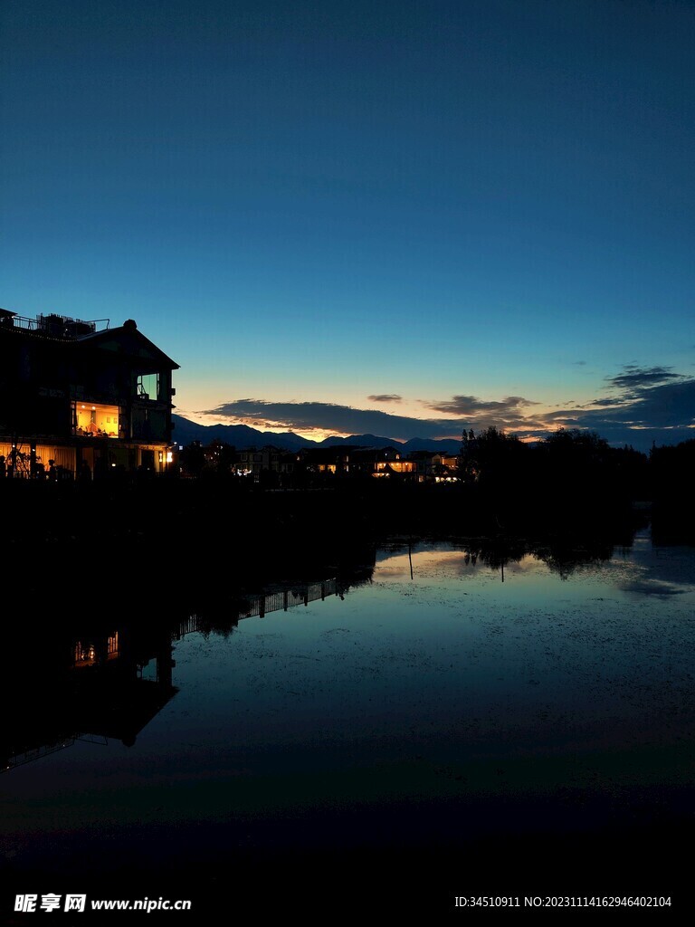 洱海夜景