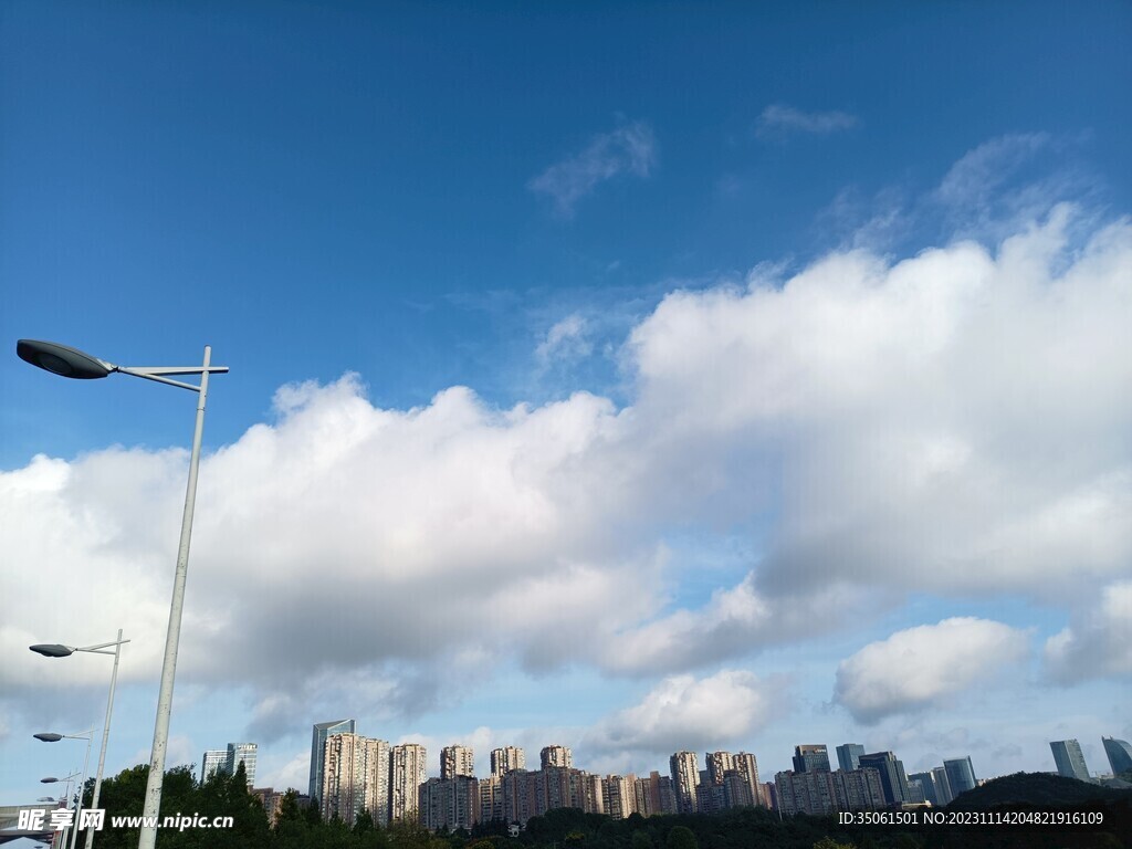 城市的天空