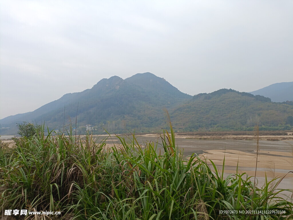 平湖笔架山