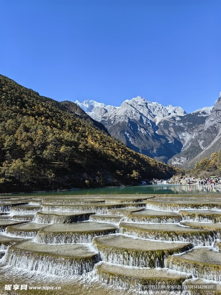 丽江蓝月谷