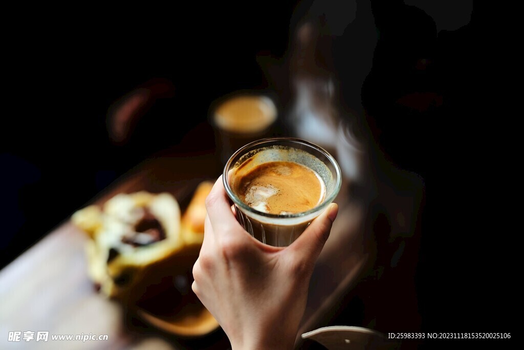 一杯咖啡