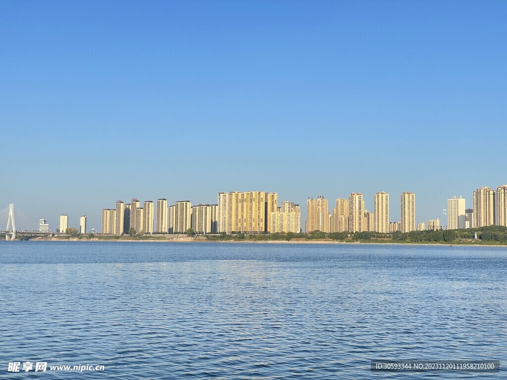 沅江河畔