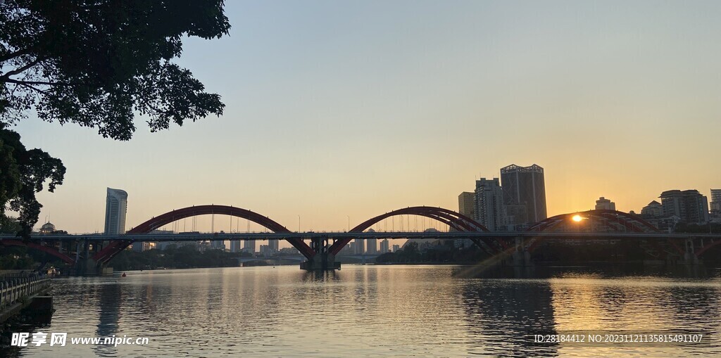 柳州日落山水风景