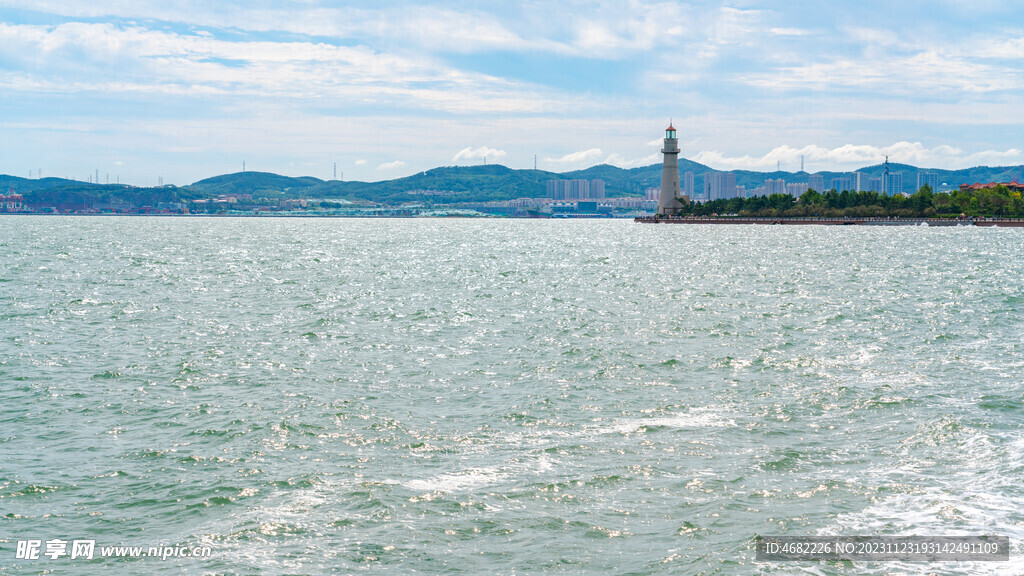 山东威海威海公园观悦海广场灯塔