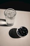 水杯蓝莓桑葚