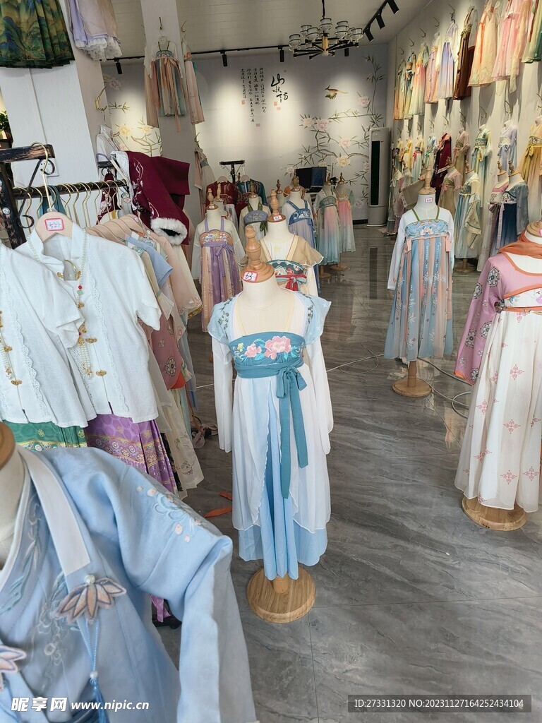 儿童汉服展厅