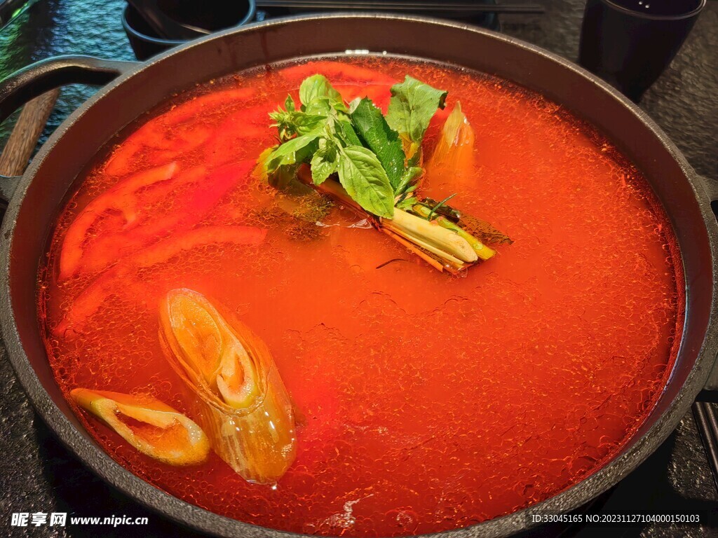 贵州红酸汤锅底