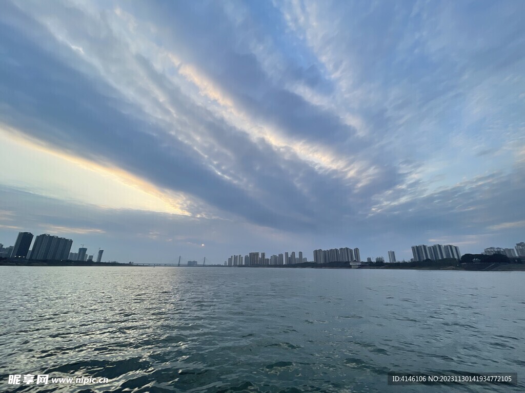 沿海楼宇