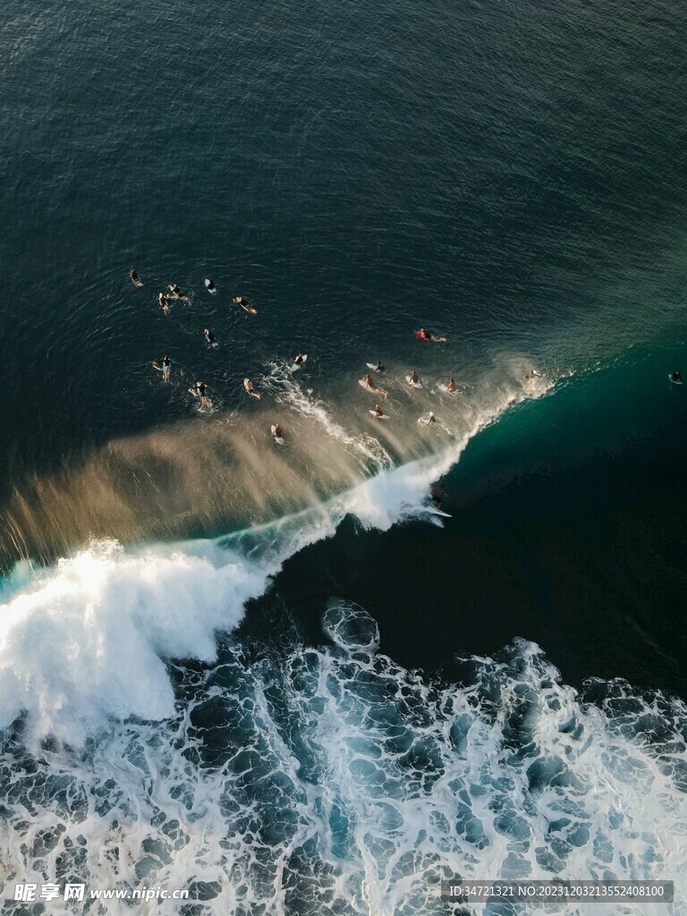 海上冲浪