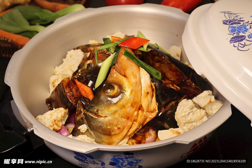 高压鱼头豆腐 
