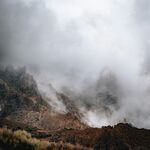 山间寒气