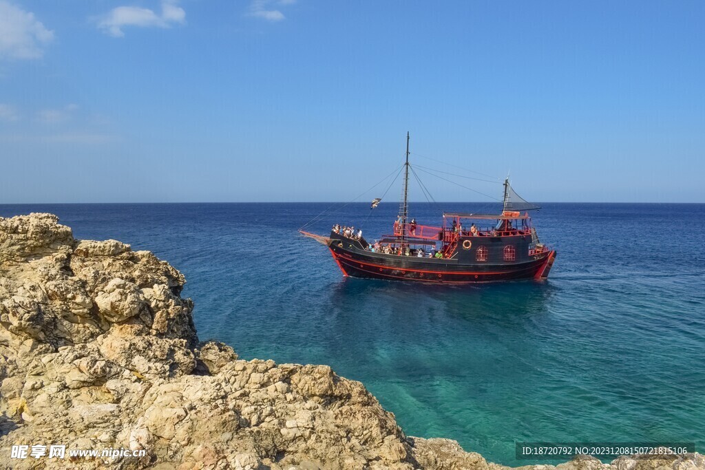 海边小船