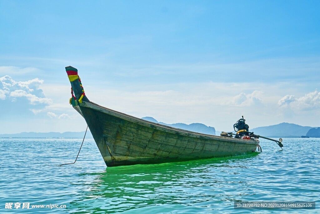海边小船