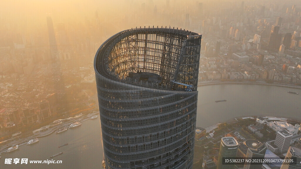 上海中心环球金融大厦顶