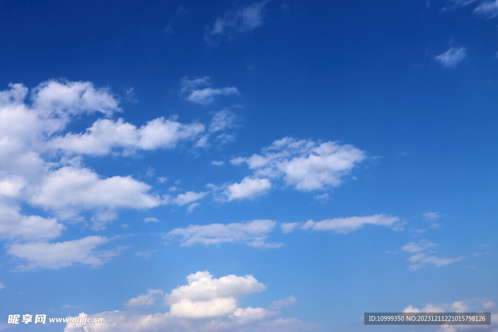 蓝天白云