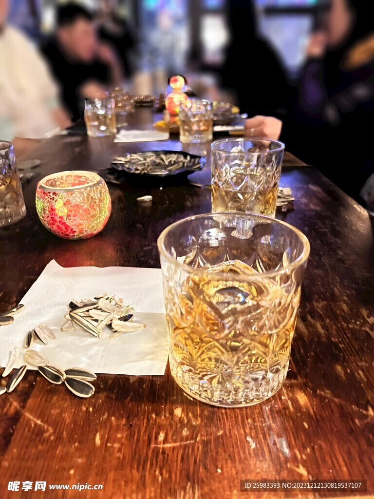 酒吧