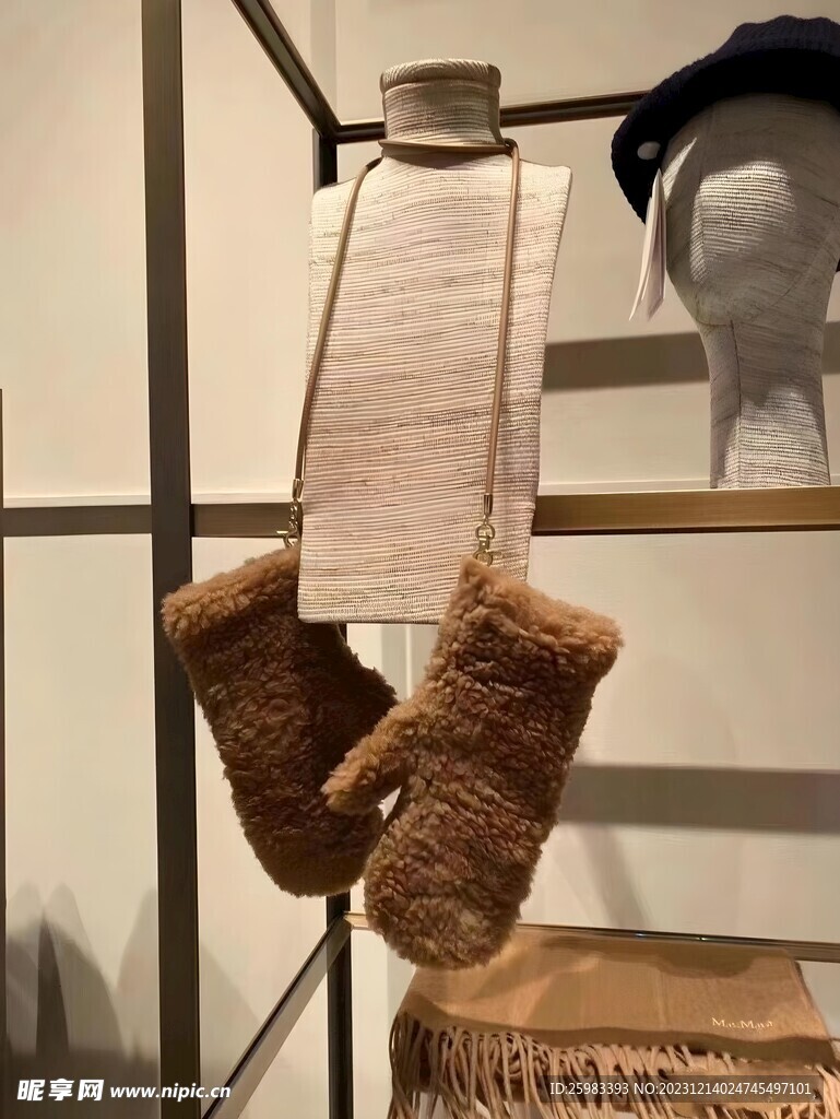 毛绒手套