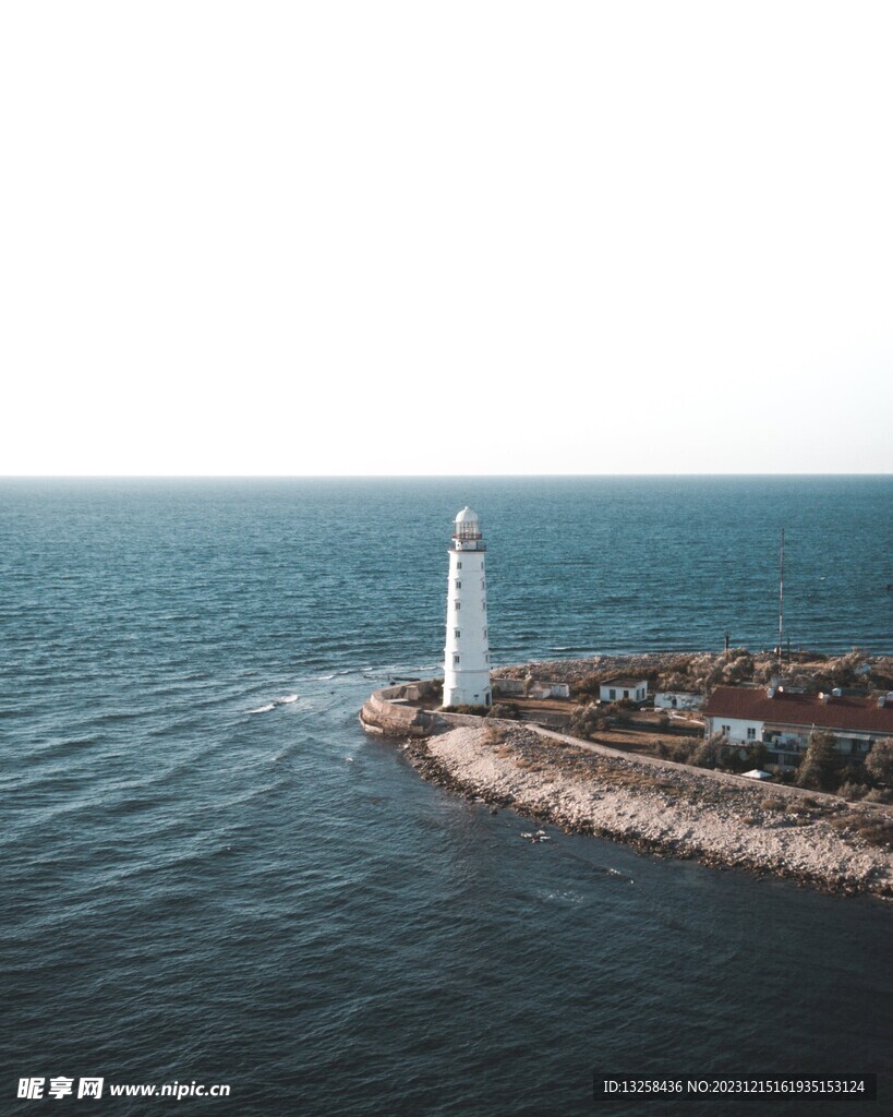 海边灯塔