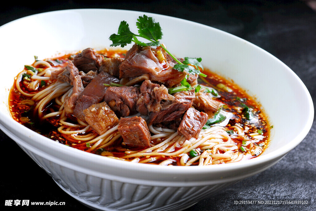 红烧牛肉面